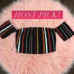 Off the shoulder strapless crop top